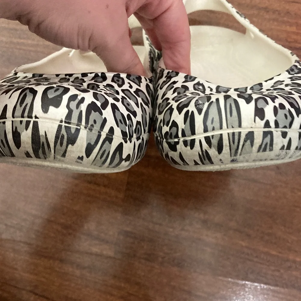 Crocs Leopard Print Women's Flats 10W